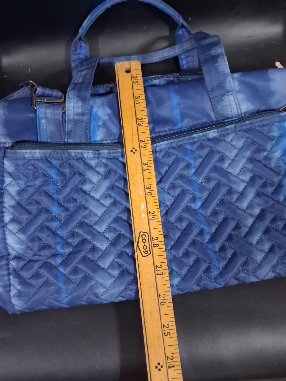 Blue Quilted Imsulated Tote Lunch Bag By lug - Picture 7 of 7